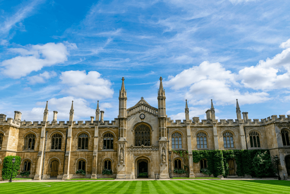 Study in UK for Pakistani Students 2026: 7 Powerful Reasons to Choose the UK